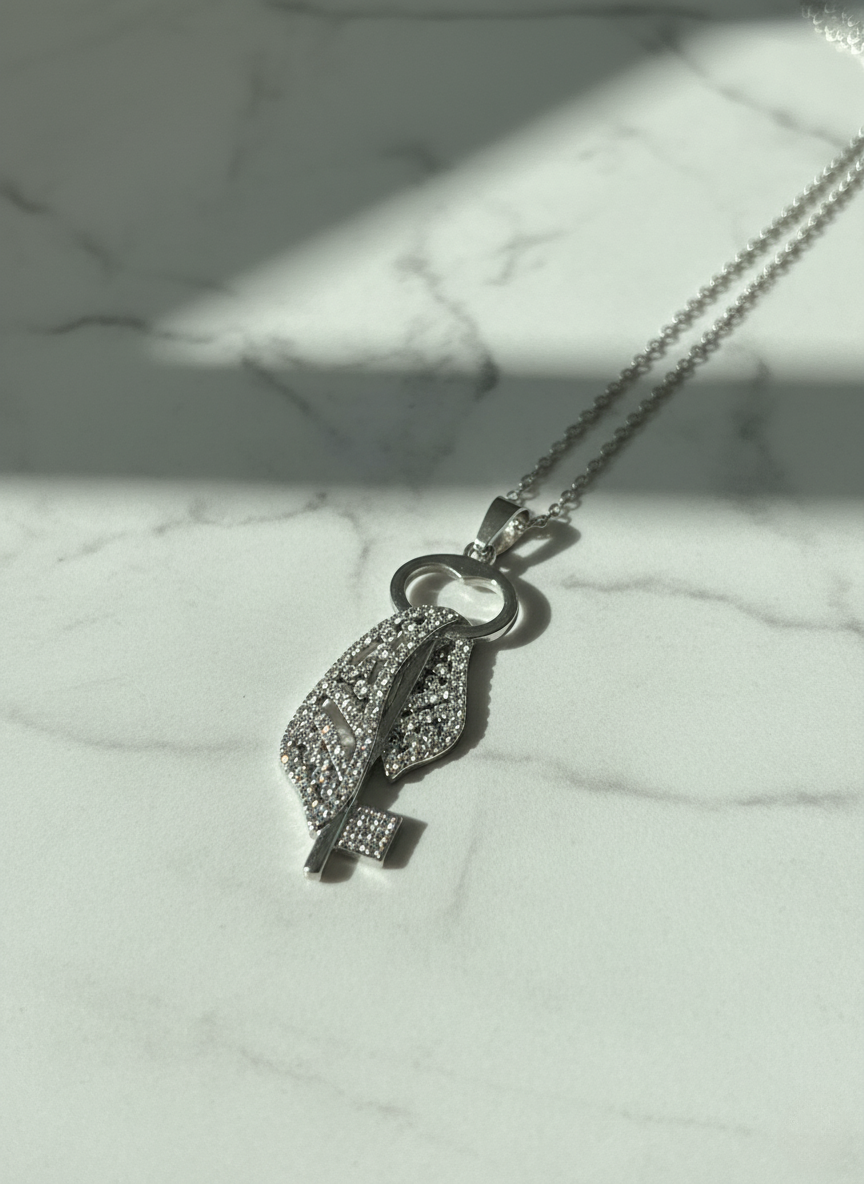 Gold-plated necklace with Key and Mini Kufiya Pendant