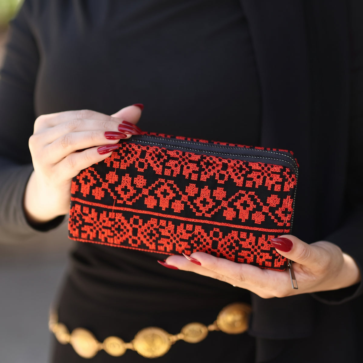 Handmade Embroidered Cotton Women's Wallet — Ultra-Lightweight Zip Pouch (Multiple Sizes)