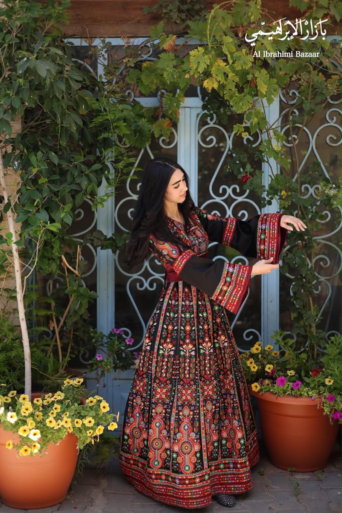 Palestinian Traditional Bridal Embroidered Dress — Henna Night & Wedding Thobe