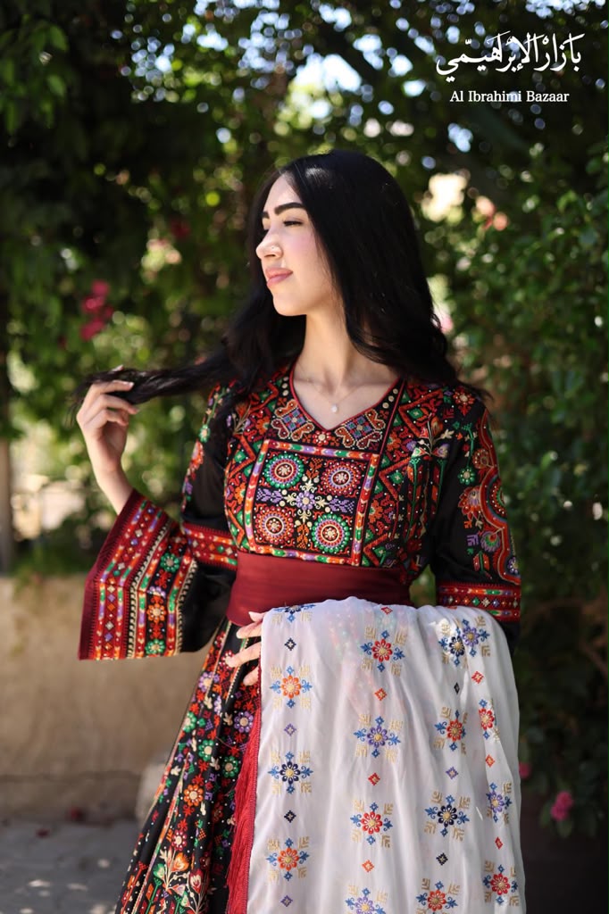 Palestinian Traditional Bridal Embroidered Dress — Henna Night & Wedding Thobe